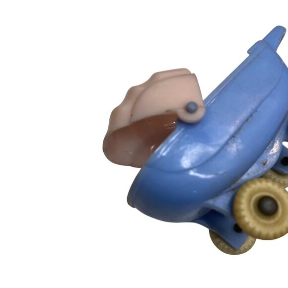 1950s Acme Dollhouse Miniature Baby Buggy Carriage Plastic 2.75"L - Picture 6 of 7